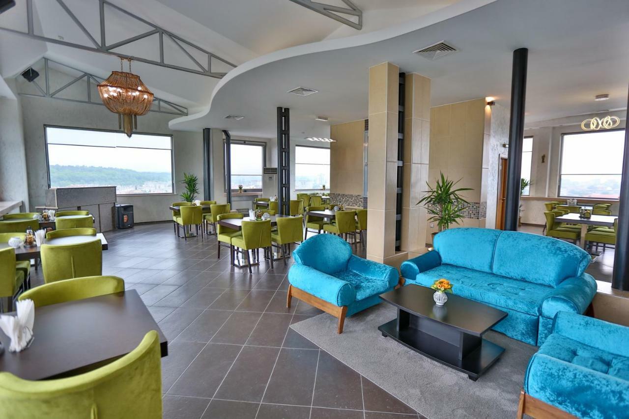 Terra Europe Brontes Hotel 特尔戈维什特 外观 照片