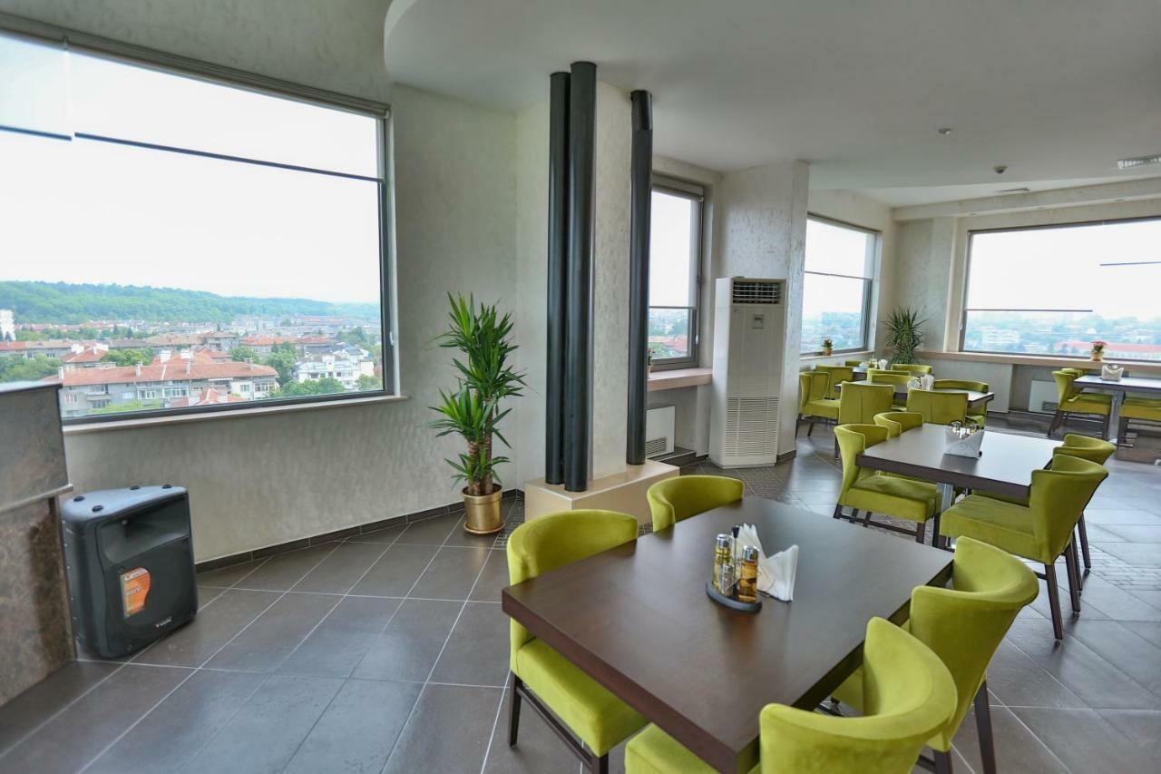 Terra Europe Brontes Hotel 特尔戈维什特 外观 照片